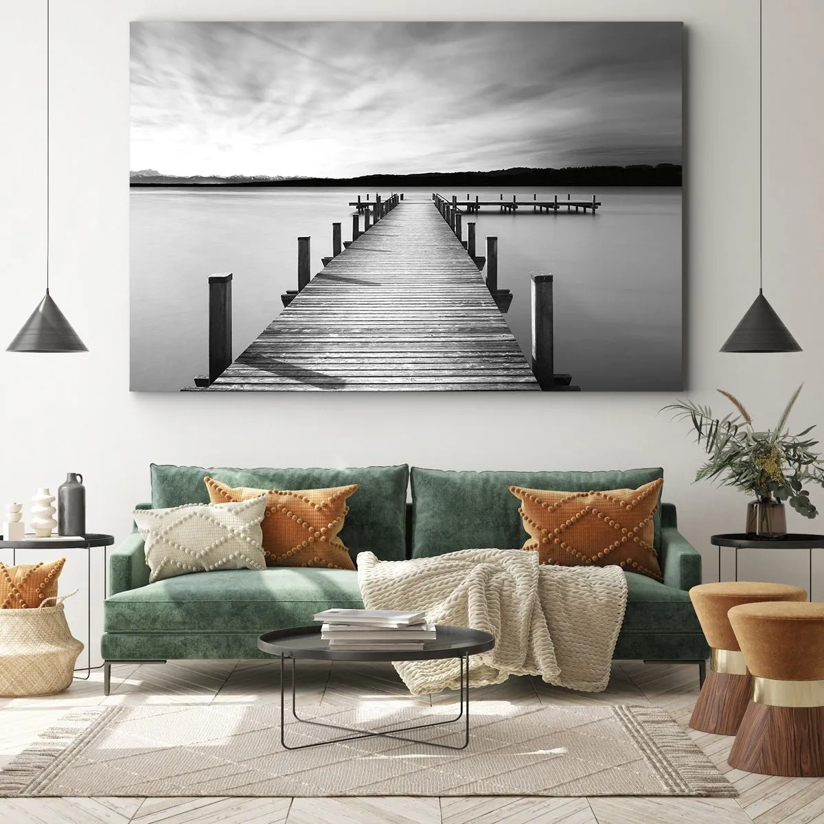Obraz na plátne - Čiernobiele mólo na pokojnom jazere - 70x50cm - Pri napájadle – pokoji - Moderná nástenná dekorácia do obývacej izby a spálne ARTTOR