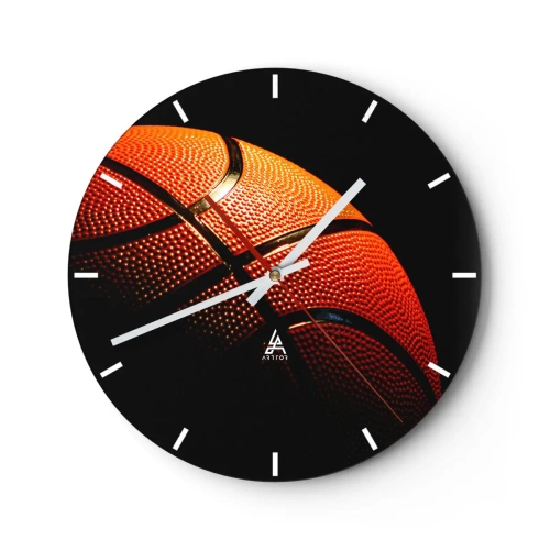 Nástenné hodiny - Basketbal na tmavom pozadí - 30x30cm - Krásna ako planéta - Moderná nástenná dekorácia do obývacej izby, kuchyne a spálne ARTTOR