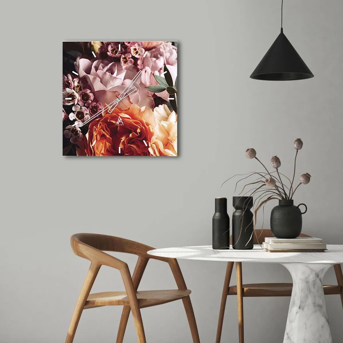 Nástenné hodiny - Zabalené do krásy - 30x30 cm