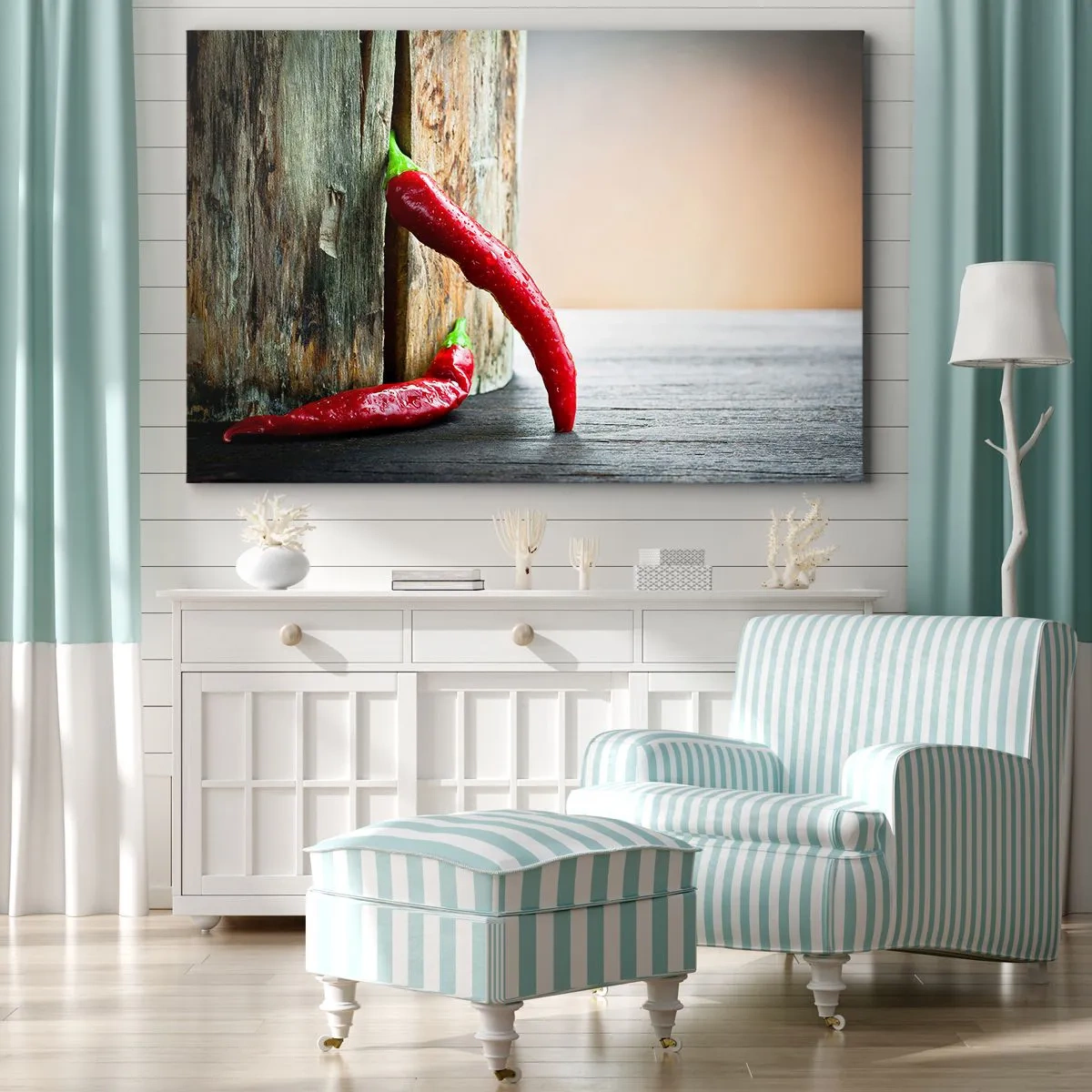 Obraz na plátne - Dve červené čili papričky na drevenom pozadí s rustikálnym akcentom - 70x50cm - Red hot chili peppers - Moderná nástenná dekorácia do obývacej izby a spálne ARTTOR