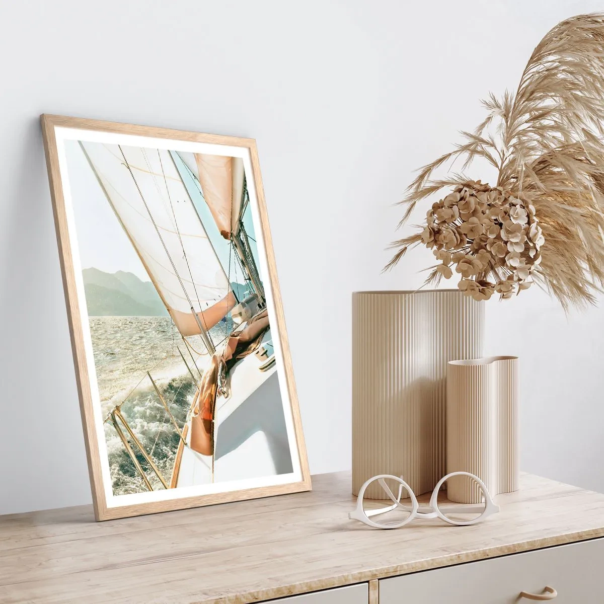 Plagát v ráme zo svetlého duba - Pod plnými plachtami - 70x100 cm
