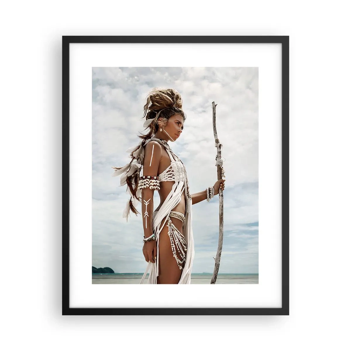 Plagát v čiernom ráme - Kráľovná trópov - 40x50 cm