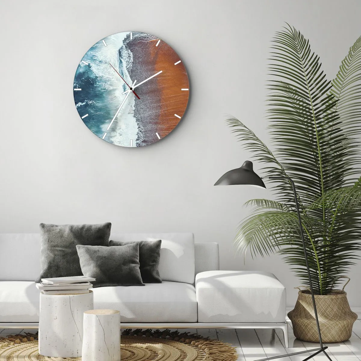 Nástenné hodiny - Letecký pohľad na oceán a oranžovú pláž - 30x30cm - Dotyk oceánu - Moderná nástenná dekorácia do obývacej izby, kuchyne a spálne ARTTOR