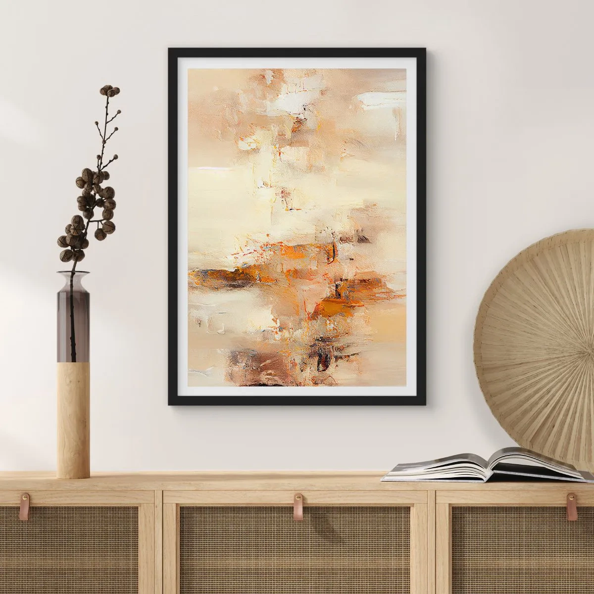 Plagát v čiernom ráme - Abstraktná kompozícia v teplých odtieňoch béžovej a zlatej. - 50x70cm - Duša jantáru - Moderná nástenná dekorácia do obývacej izby a spálne ARTTOR