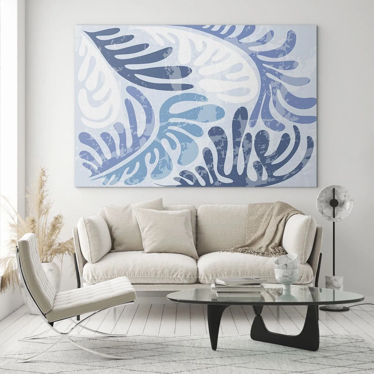 Obraz na skle - Dekoratívne listy papradia v odtieňoch modrej na svetlom pozadí - 70x50cm - Modré papradie - Moderná nástenná dekorácia do obývacej izby a spálne ARTTOR