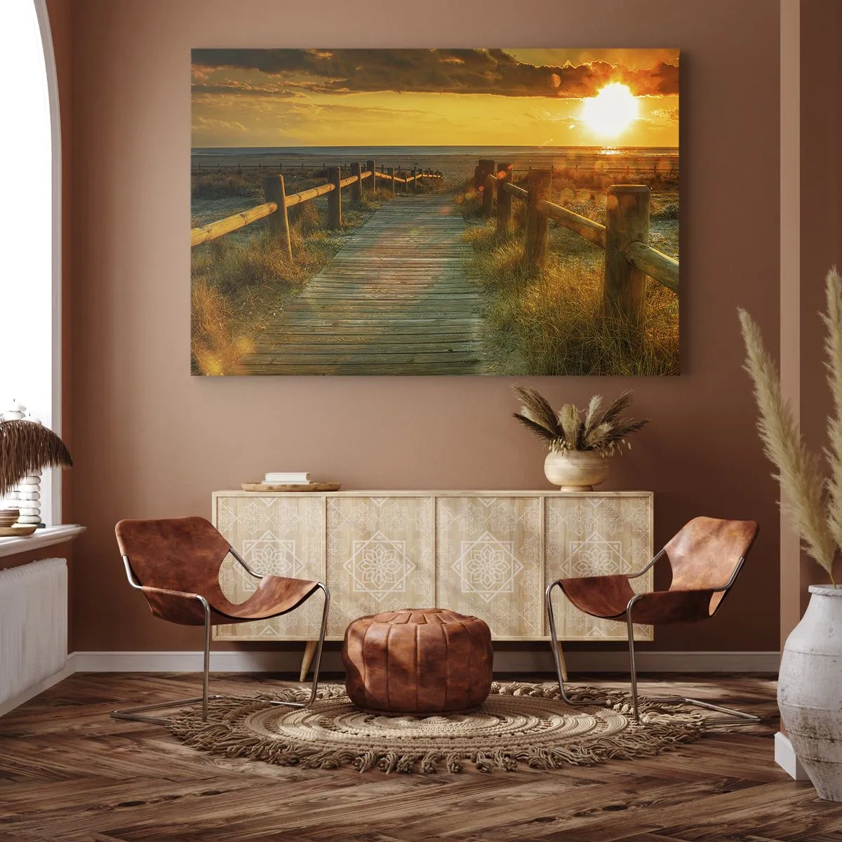 Obraz na plátne - Drevený chodník vedúci na pláž v žiari zapadajúceho slnka - 70x50cm - Vykúpané v starom zlate - Moderná nástenná dekorácia do obývacej izby a spálne ARTTOR