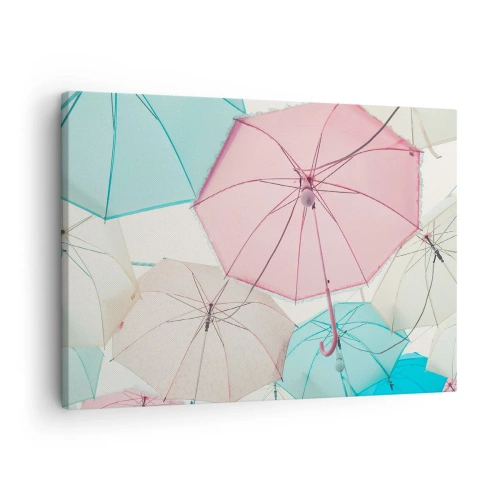 Obraz na plátne - Pastelové dáždniky proti jasnej oblohe - 70x50cm - Občas slnko, občas dážď - Moderná nástenná dekorácia do obývacej izby a spálne ARTTOR