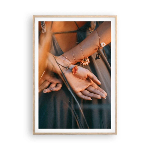 Plagát v ráme zo svetlého duba - Prepojená s prírodou - 70x100 cm