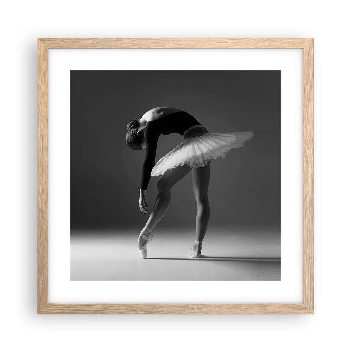 Plagát v ráme zo svetlého duba - Bella ballerina - 40x40 cm