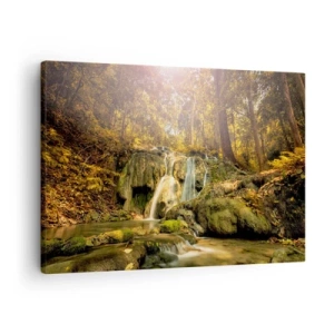 Obraz na plátne - Lesný vodopád v slnečných lúčoch, obklopený zeleňou - 70x50cm - Lesný vodopád v zeleni - Moderná nástenná dekorácia do obývacej izby a spálne ARTTOR