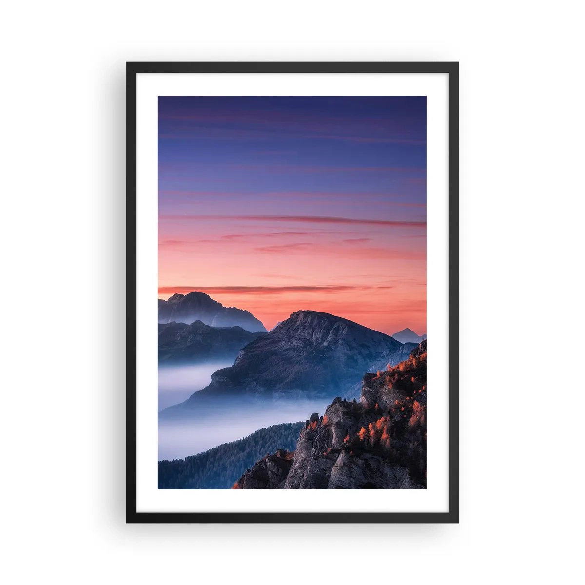 Plagát v čiernom ráme - Malebná horská krajina pri západe slnka - 50x70cm - Nad údoliami - Moderná nástenná dekorácia do obývacej izby a spálne ARTTOR