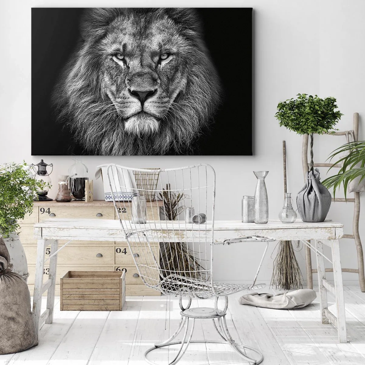 Obraz na plátne - Portrét majestátneho leva v čiernobielej farbe - 70x50cm - V korunovačnom odeve - Moderná nástenná dekorácia do obývacej izby a spálne ARTTOR