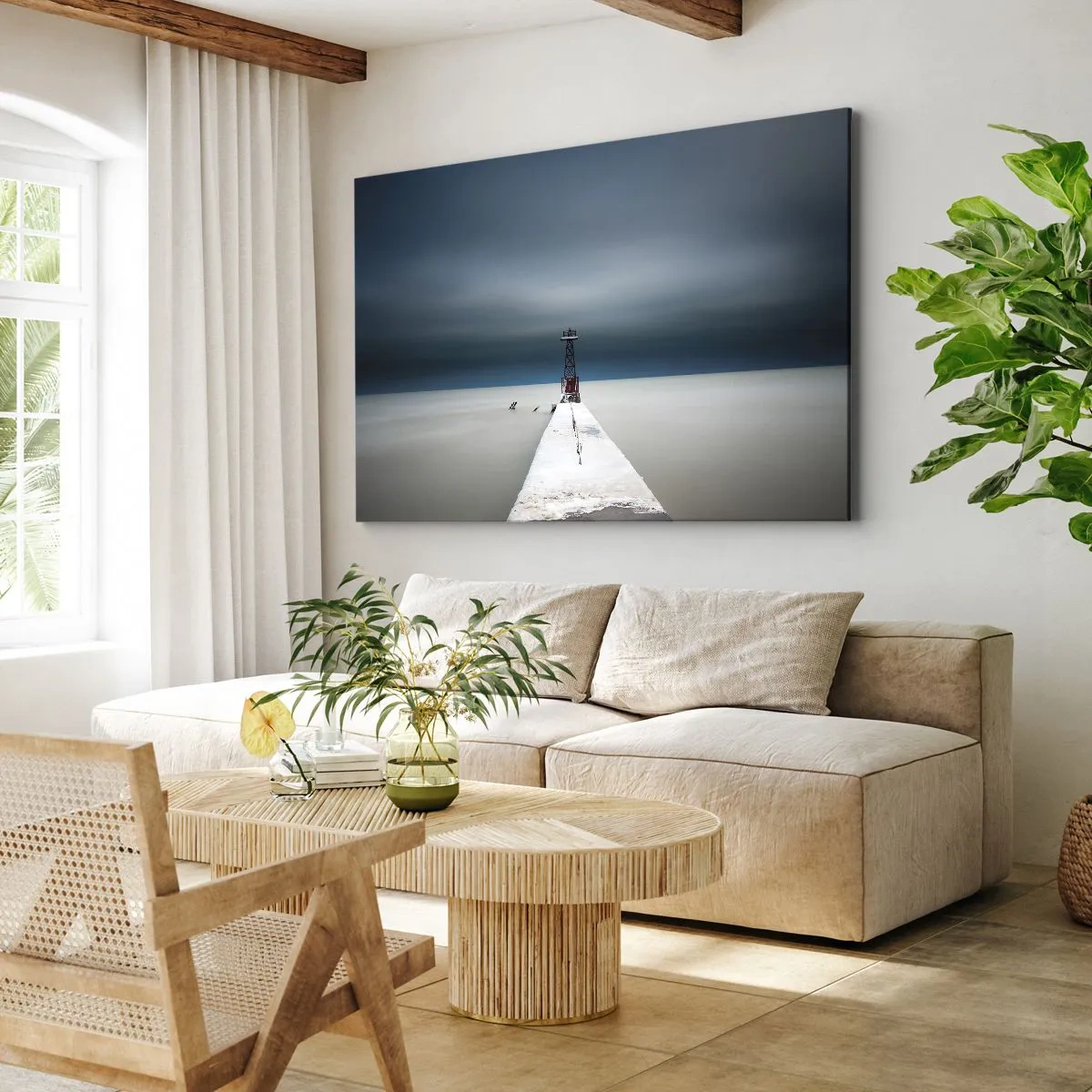 Obraz na plátne - Maják na konci betónového móla v drsnej krajine - 70x50cm - Stretnúť sa s nekonečnom - Moderná nástenná dekorácia do obývacej izby a spálne ARTTOR