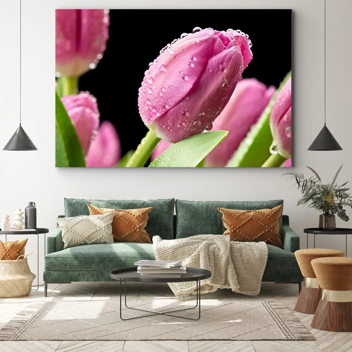 Obraz na plátne - Ružový tulipán s kvapkami vody na čiernom pozadí - 70x50cm - Ľaliový sen v rose - Moderná nástenná dekorácia do obývacej izby a spálne ARTTOR