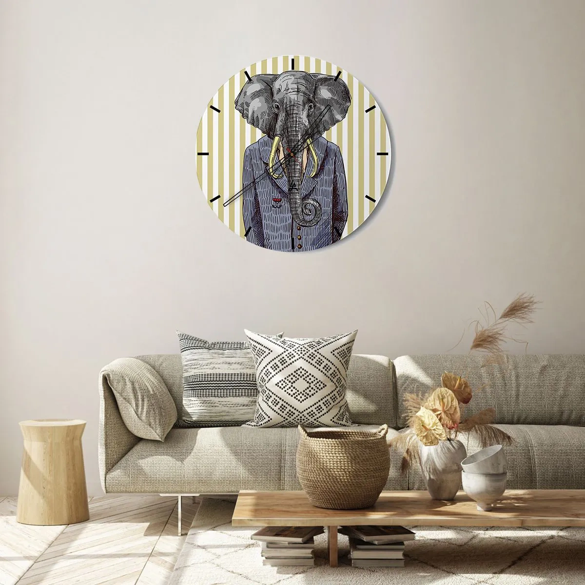 Nástenné hodiny - Elegantná kresba slona v obleku na pozadí zvislých pruhov. - 30x30cm - Elegantný od prírody - Moderná nástenná dekorácia do obývacej izby, kuchyne a spálne ARTTOR