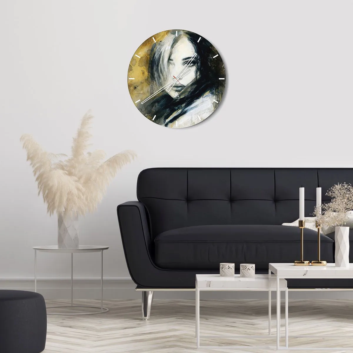 Nástenné hodiny - Portrét ženy v umeleckom štýle v odtieňoch zlatej a čiernej - 30x30cm - viac nevinná alebo zmyselná? - Moderná nástenná dekorácia do obývacej izby, kuchyne a spálne ARTTOR