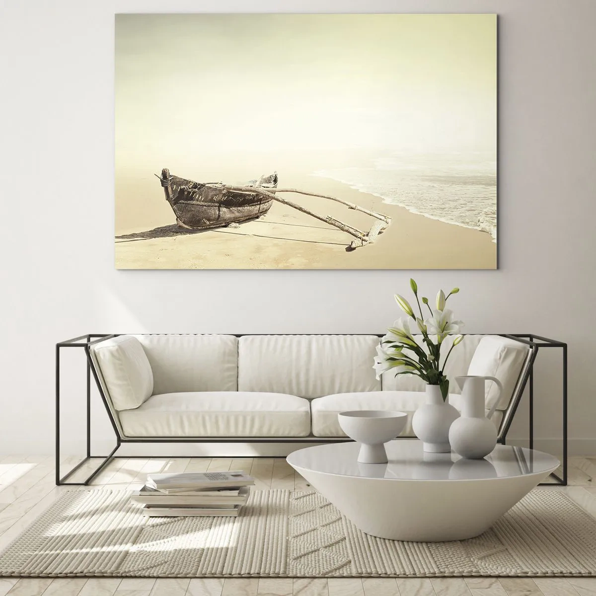 Obraz na skle - Stará rybárska loď na piesku pri pobreží - 70x50cm - Spomienka na južné more - Moderná nástenná dekorácia do obývacej izby a spálne ARTTOR