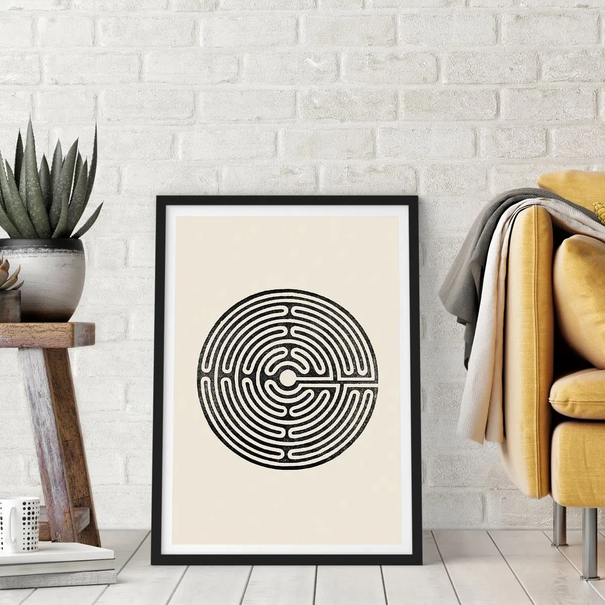 Plagát v čiernom ráme - Minimalistické čiernobiele bludisko na svetlom pozadí. - 50x70cm - Tajomný poriadok - Moderná nástenná dekorácia do obývacej izby a spálne ARTTOR