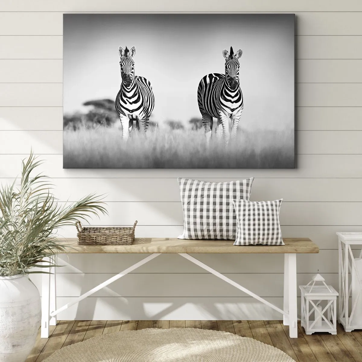 Obraz na plátne - Dve zebry v savane v monochromatickom štýle - 70x50cm - A svet je aj tak čierno-biely - Moderná nástenná dekorácia do obývacej izby a spálne ARTTOR
