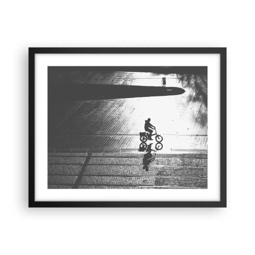 Plagát v čiernom ráme - Dopredu, cez mesto - 50x40 cm