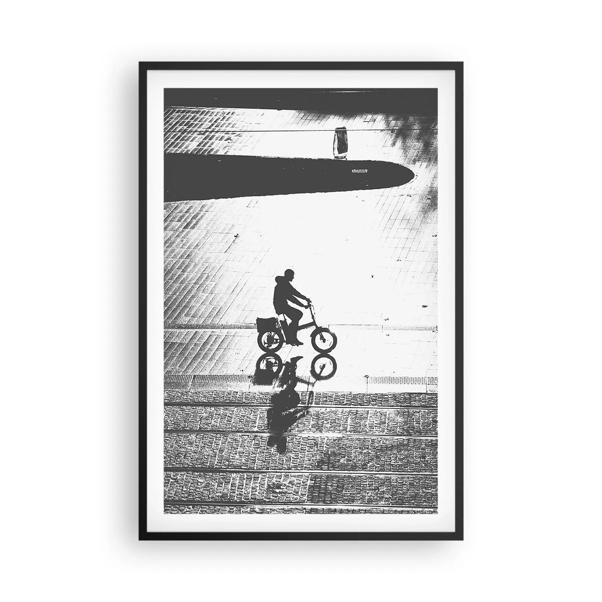 Plagát v čiernom ráme - Dopredu, cez mesto - 61x91 cm