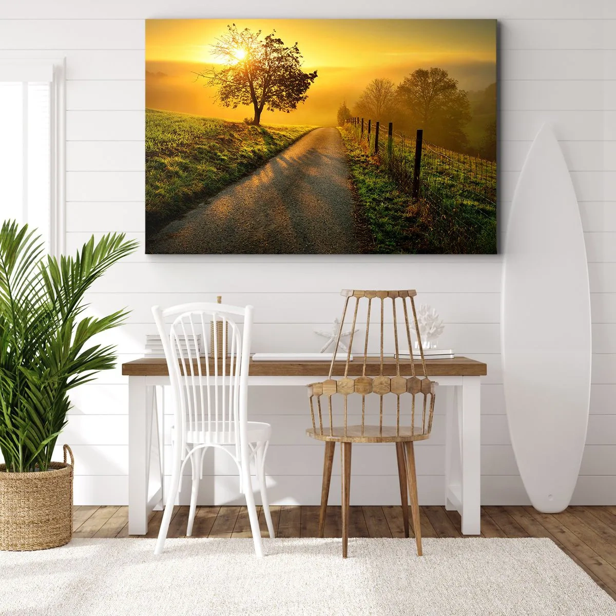 Obraz na plátne - Malebná cesta pri západe slnka s osamelým stromom v pozadí - 70x50cm - Medové popoludnie - Moderná nástenná dekorácia do obývacej izby a spálne ARTTOR