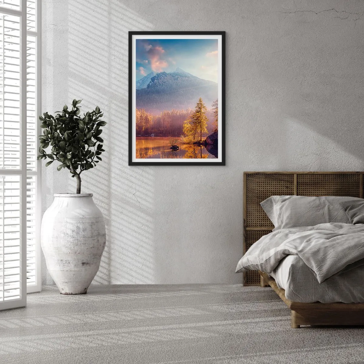 Plagát v čiernom ráme - Jesenná horská krajina s odrazom v jazere - 50x70cm - V horách a údoliach - Moderná nástenná dekorácia do obývacej izby a spálne ARTTOR