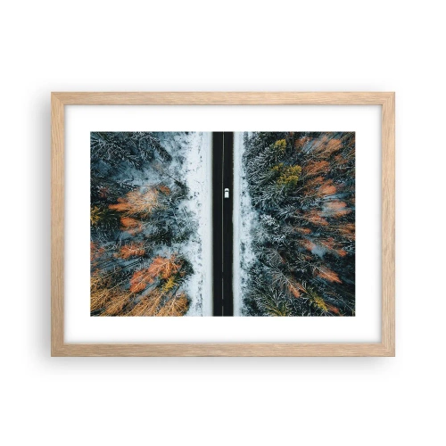 Plagát v ráme zo svetlého duba - Cez zimný les - 40x30 cm