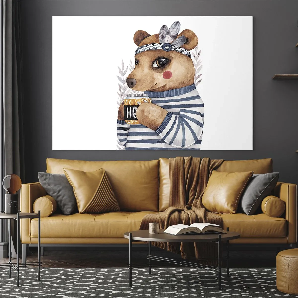 Obraz na skle - Pruhovaný plyšový medvedík s šálkou medu a pierkami - 70x50cm - Sladký medvedík - Moderná nástenná dekorácia do obývacej izby a spálne ARTTOR