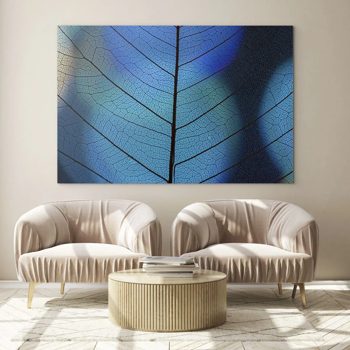 Obraz na skle - Detailný záber modrého listu zobrazujúci štruktúru žíl. - 70x50cm - Až do detailov - Moderná nástenná dekorácia do obývacej izby a spálne ARTTOR