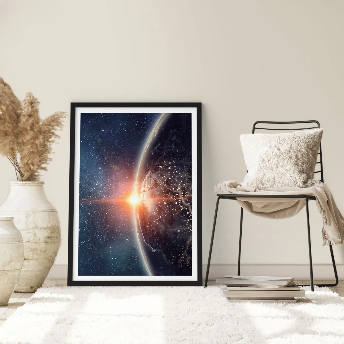 Plagát v čiernom ráme - Zem z vesmíru osvetlená vychádzajúcim slnkom - 50x70cm - V novej perspektíve - Moderná nástenná dekorácia do obývacej izby a spálne ARTTOR