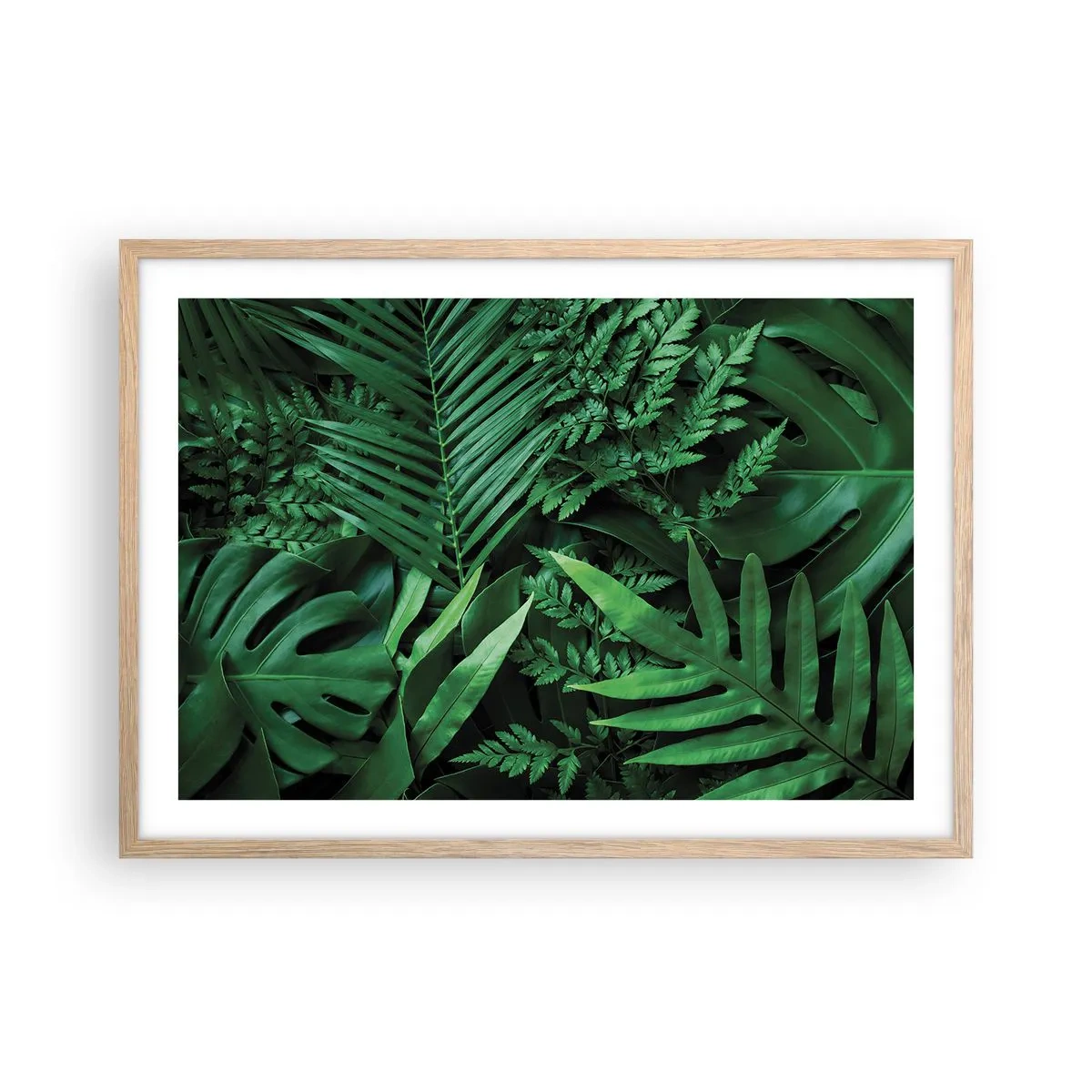 Plagát v ráme zo svetlého duba - Objaté v zeleni - 70x50 cm