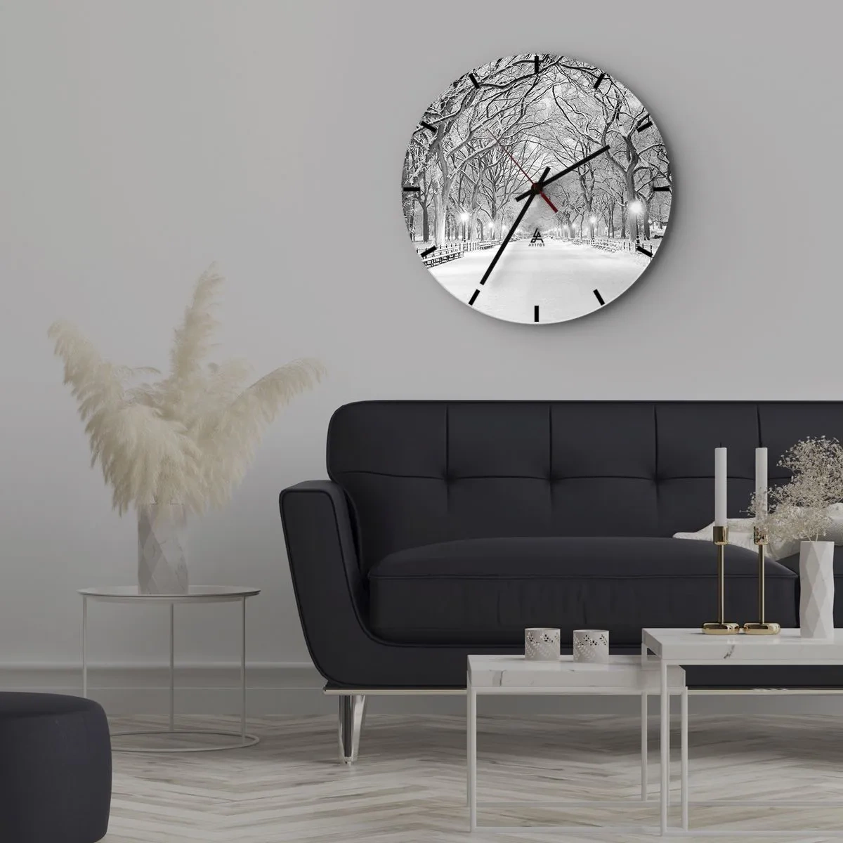 Nástenné hodiny - Zimná alej stromov v parku osvetlená lampášmi - 30x30cm - Štyri ročné obdobia – zima - Moderná nástenná dekorácia do obývacej izby, kuchyne a spálne ARTTOR