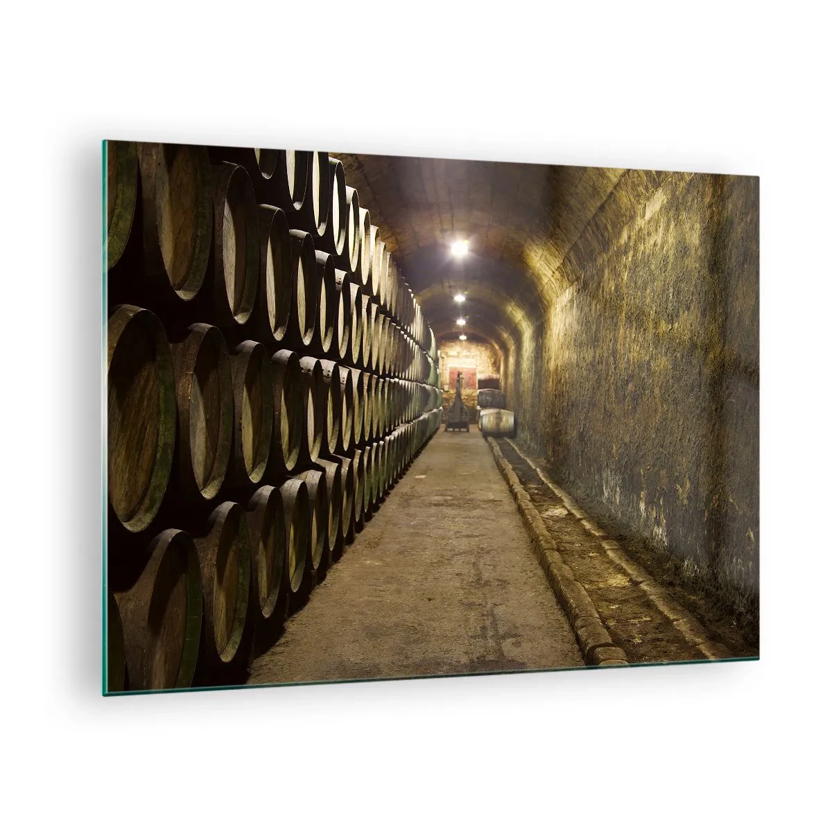 Obraz na skle - Vínna pivnica s radmi sudov - 70x50cm - Je dobré si oddýchnuť - Moderná nástenná dekorácia do obývacej izby a spálne ARTTOR