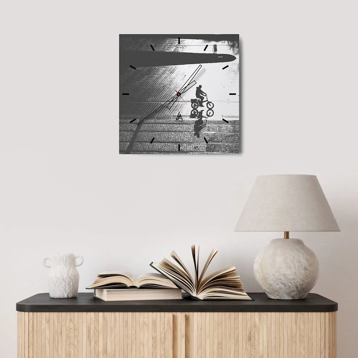 Nástenné hodiny - Dopredu, cez mesto - 30x30 cm