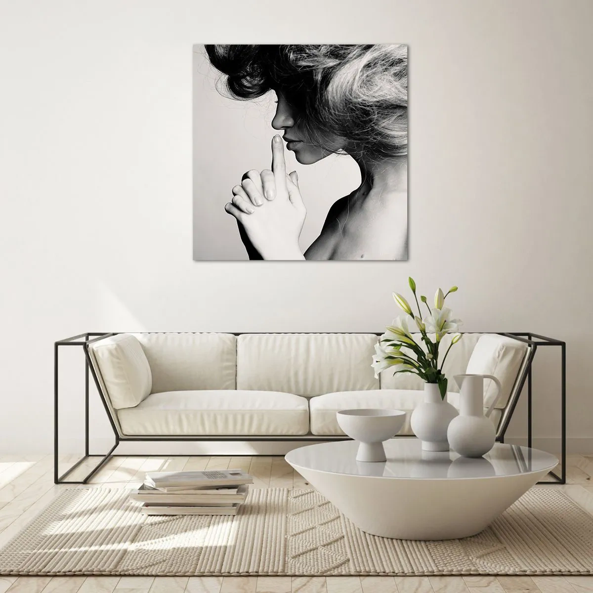 Obraz na skle - Zahľadená do seba - 70x70 cm