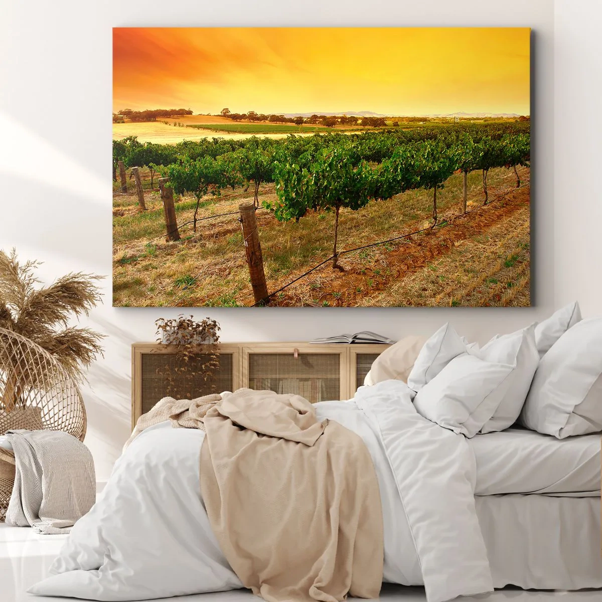 Obraz na plátne - Viniče na plantáži pri zlatom západe slnka - 70x50cm - Napiť sa slnka - Moderná nástenná dekorácia do obývacej izby a spálne ARTTOR