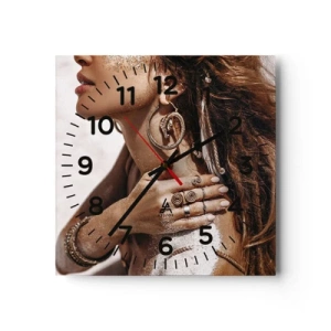 Nástenné hodiny - Kráľovná divokej pláže - 30x30 cm