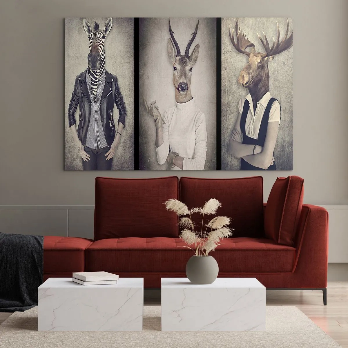 Obraz na skle - Tri zvieracie postavy v ľudskom oblečení na neutrálnom pozadí - 70x50cm - Nech prehovoria gestá - Moderná nástenná dekorácia do obývacej izby a spálne ARTTOR