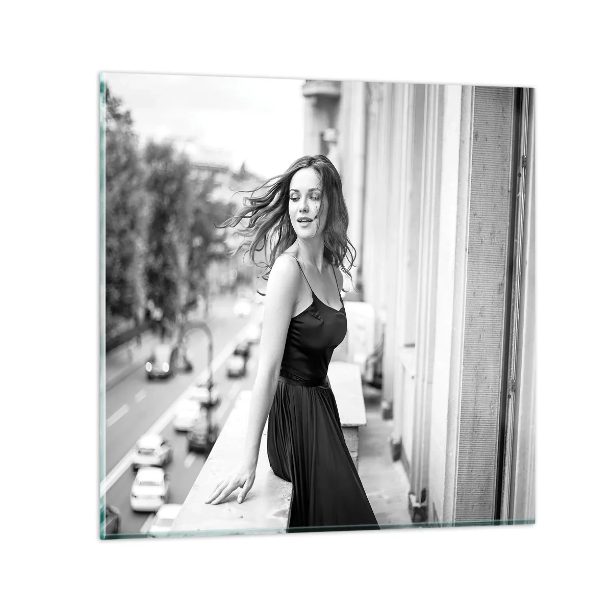 Obraz na skle - Určite Parížanka - 30x30 cm