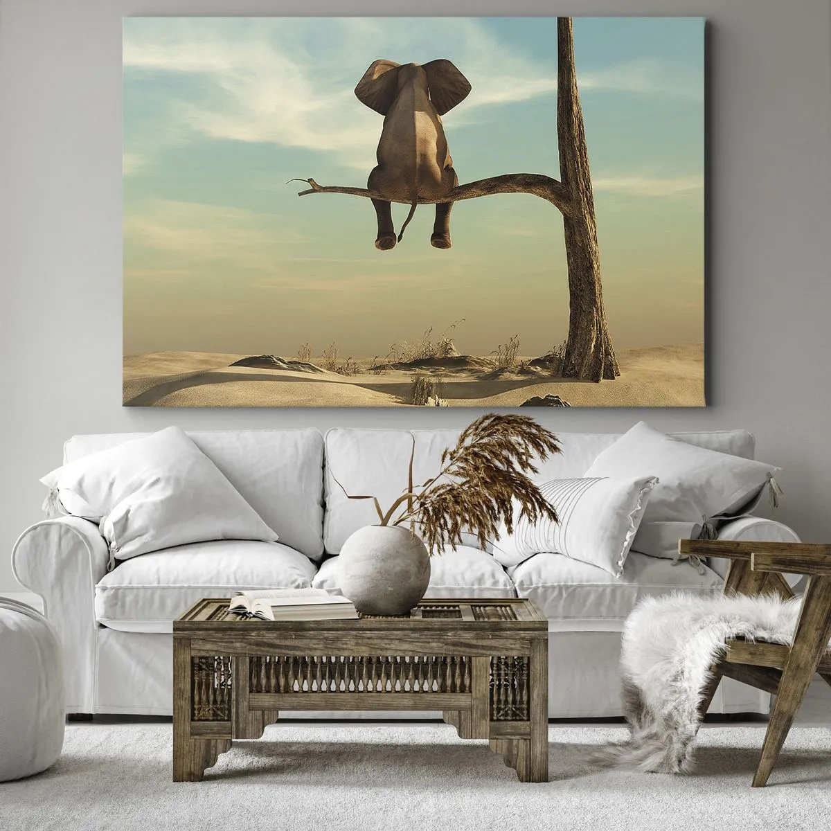 Obraz na plátne - Slon sediaci na konári s výhľadom na púštnu krajinu - 70x50cm - Nový uhol pohľadu - Moderná nástenná dekorácia do obývacej izby a spálne ARTTOR