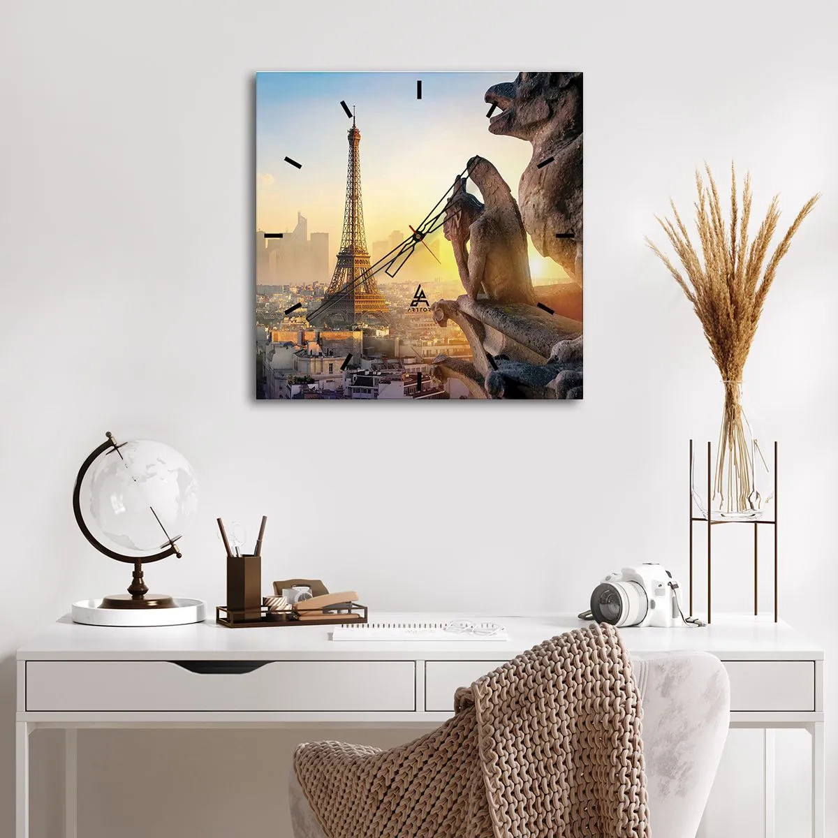Nástenné hodiny - Veľa sa zmenilo… - 40x40 cm