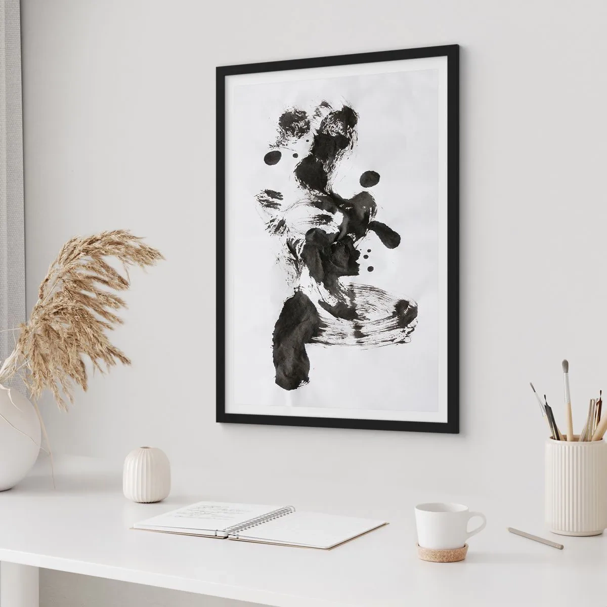Plagát v čiernom ráme - Čiernobiela abstrakcia v štýle expresionizmu - 50x70cm - Metóda v šialenstve? - Moderná nástenná dekorácia do obývacej izby a spálne ARTTOR