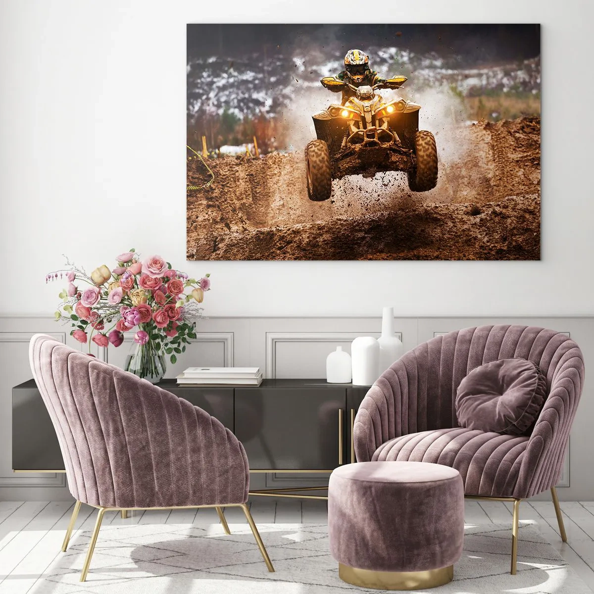 Obraz na skle - Štvorkolka v akcii na blatistom teréne v dynamickom prostredí - 70x50cm - No risk no fun - Moderná nástenná dekorácia do obývacej izby a spálne ARTTOR