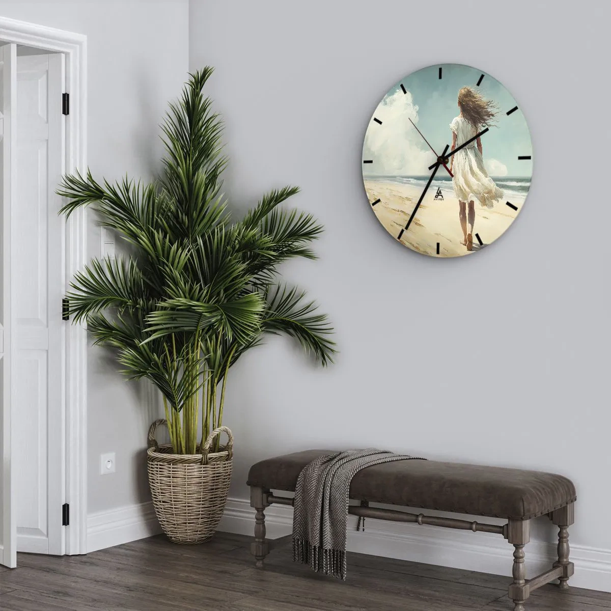 Nástenné hodiny - Žena v bielych šatách kráčajúca bosá po pláži - 30x30cm - Smerom ku slnku a vetru - Moderná nástenná dekorácia do obývacej izby, kuchyne a spálne ARTTOR