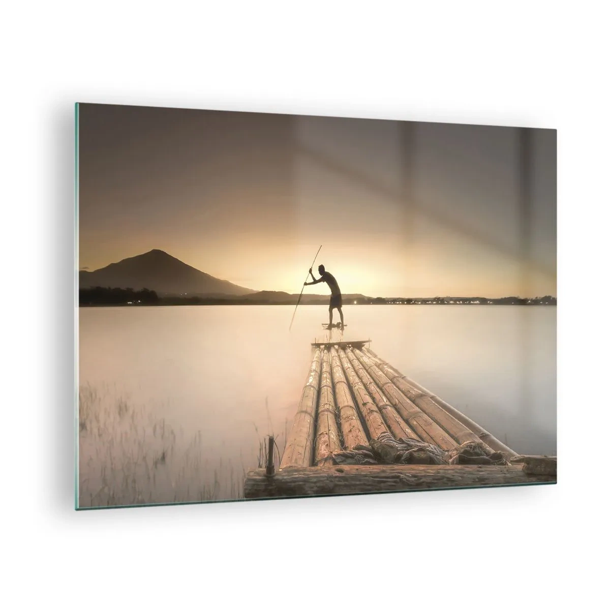 Obraz na skle - Rybár na bambusovom plti za súmraku - 70x50cm - Pred odpočinkom - Moderná nástenná dekorácia do obývacej izby a spálne ARTTOR