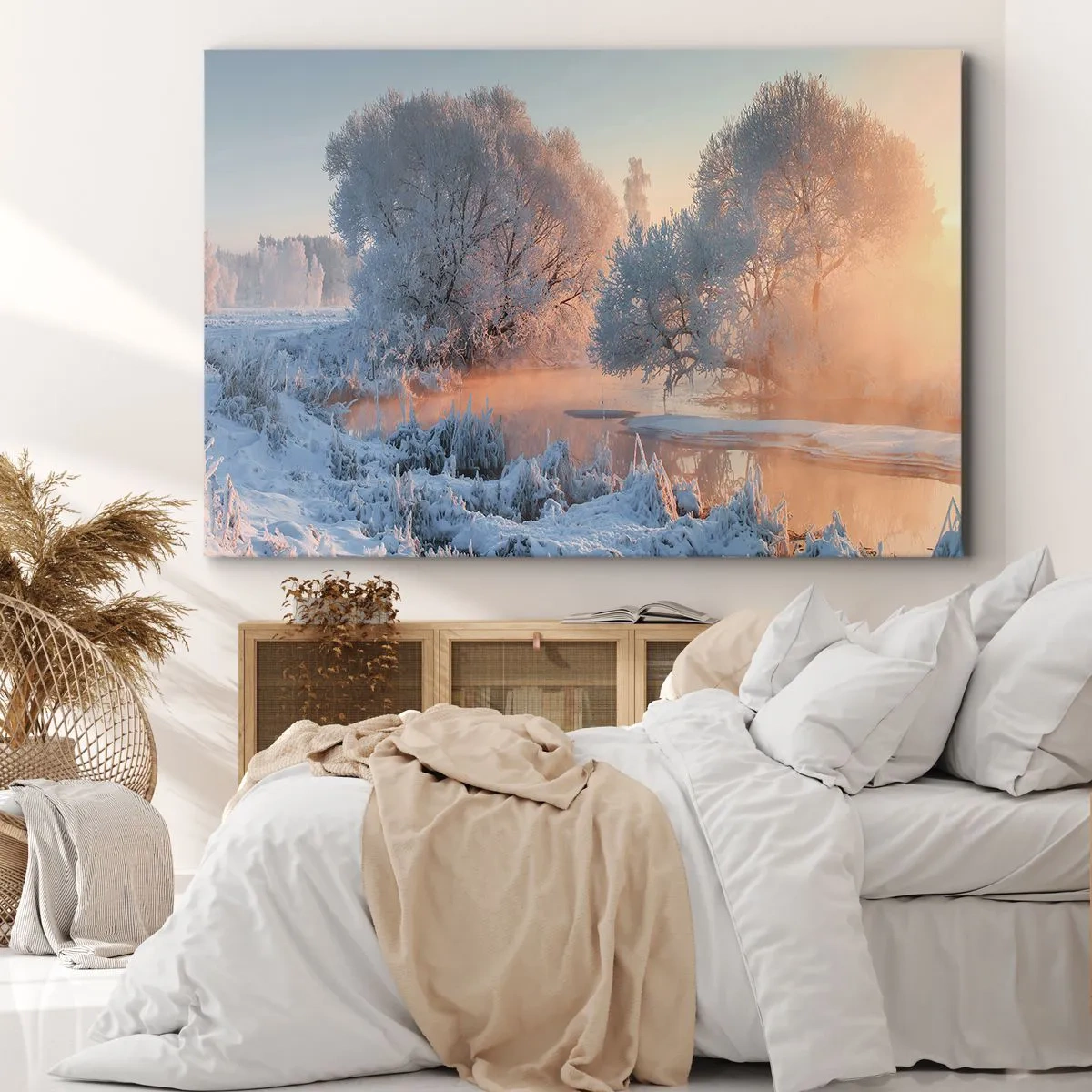Obraz na plátne - Zimná krajina so zasneženými stromami a západom slnka - 70x50cm - Všetko sa leskne v slnečnom kryštáli - Moderná nástenná dekorácia do obývacej izby a spálne ARTTOR