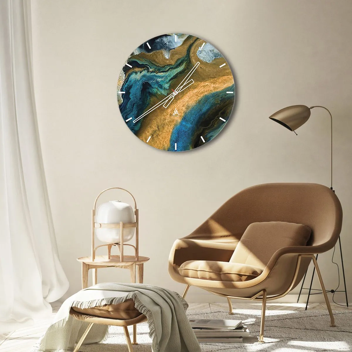 Nástenné hodiny - Abstraktný vzor v odtieňoch modrej a zlatej - 30x30cm - Modrá – žltá – vzájomné vplyvy - Moderná nástenná dekorácia do obývacej izby, kuchyne a spálne ARTTOR