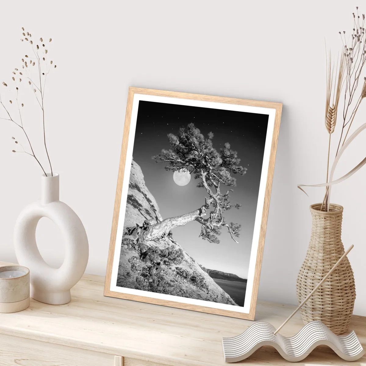 Plagát v ráme zo svetlého duba - Víťazná bojovníčka - 61x91 cm