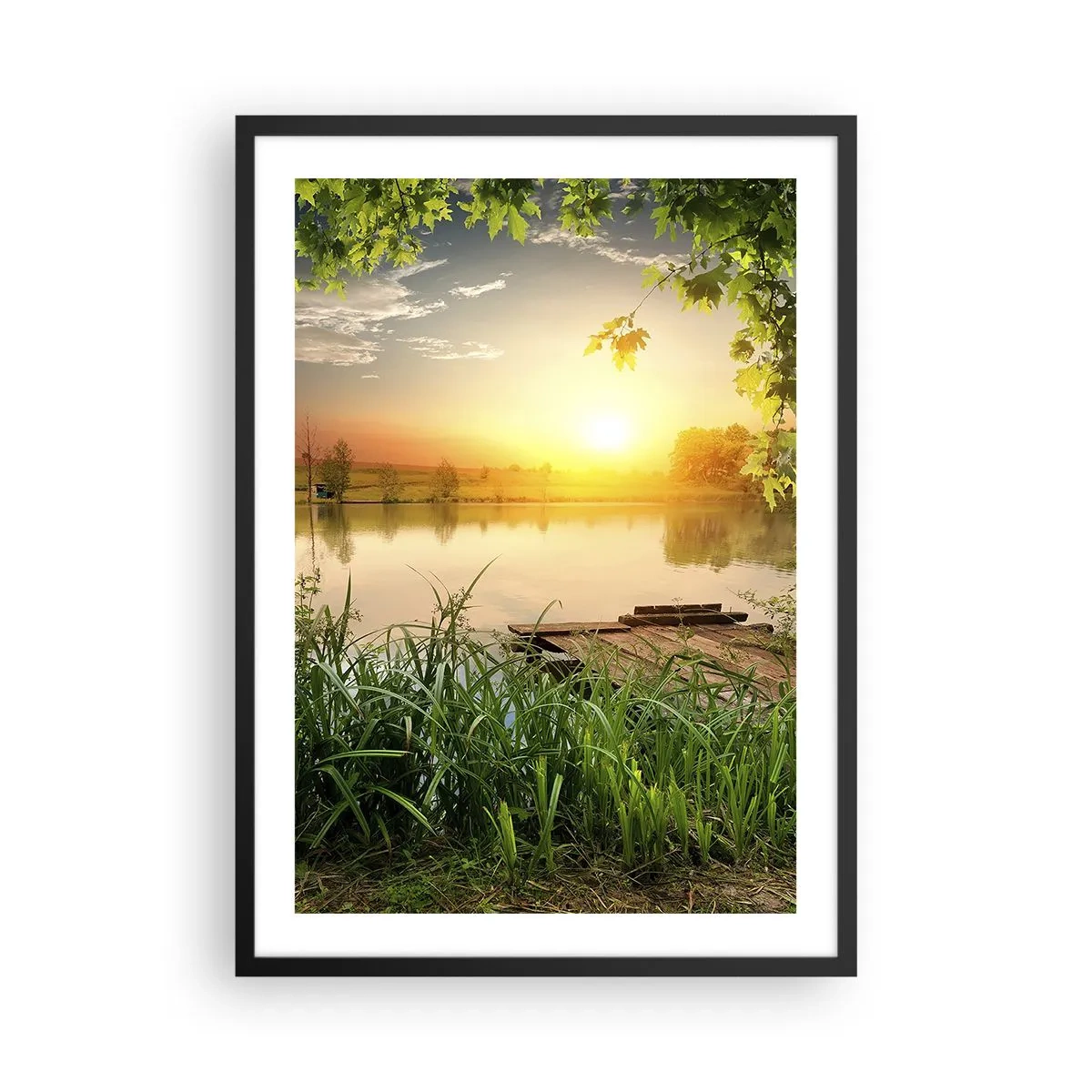 Plagát v čiernom ráme - Západ slnka nad jazerom s mólom - 50x70cm - Krajina v zelenom ráme - Moderná nástenná dekorácia do obývacej izby a spálne ARTTOR